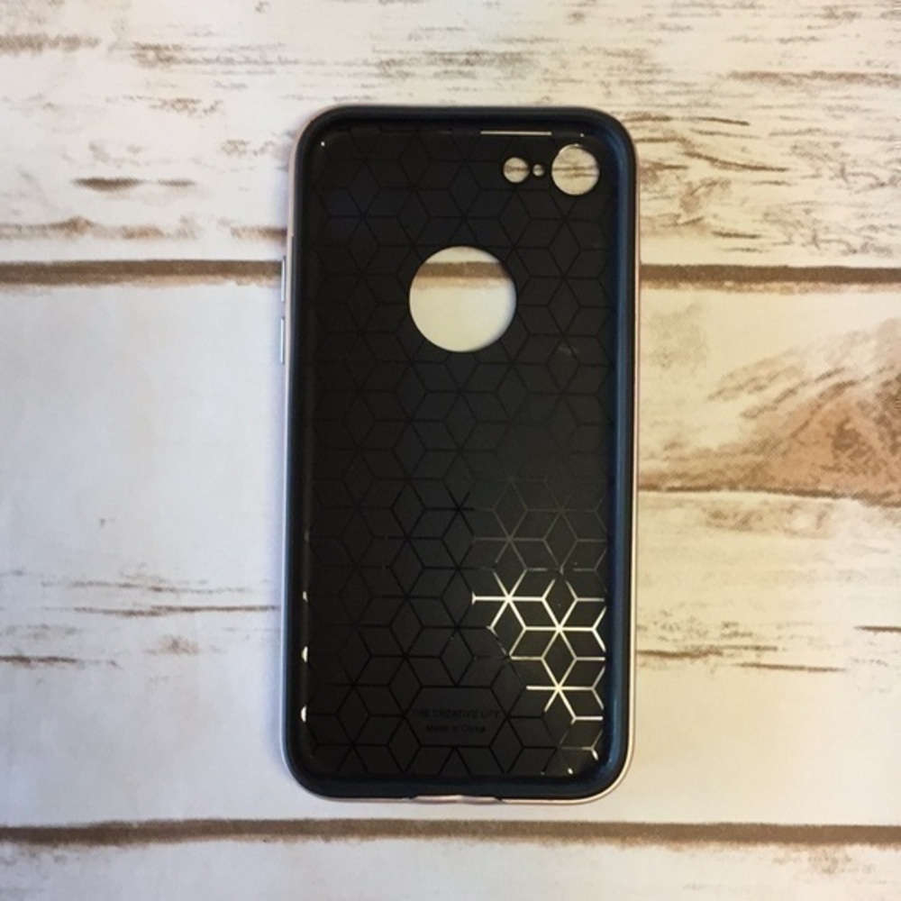 iPhone 6/7/8 Case - Picture 3 of 3